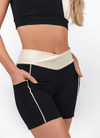 Nova Short - Black & White